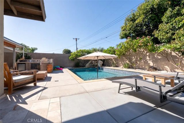 1323 E Mayfair, Orange, CA 92867