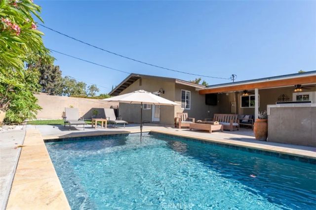 1323 E Mayfair, Orange, CA 92867