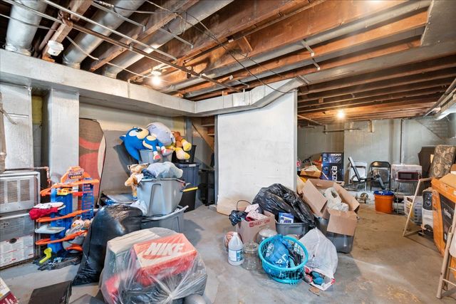 735 E 105th Place, Chicago, IL 60628