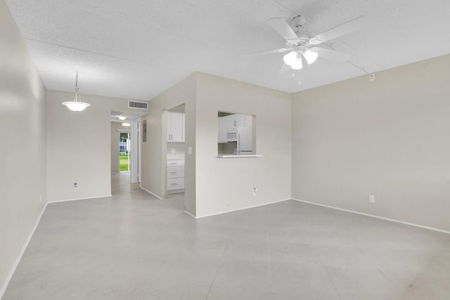 400 VILLAGE GREEN Circle W 105, Palm Springs, FL 33461