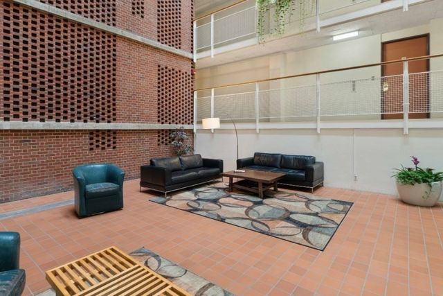 29 Concord Ave 704, Cambridge, MA 02138