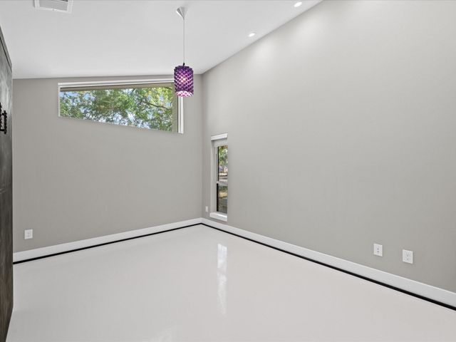 5603 Grape Street, Houston, TX 77096