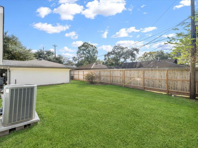 5603 Grape Street, Houston, TX 77096