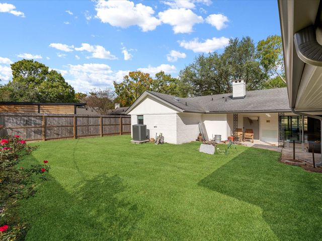 5603 Grape Street, Houston, TX 77096