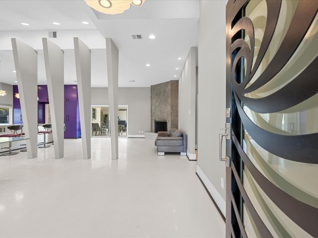 5603 Grape Street, Houston, TX 77096