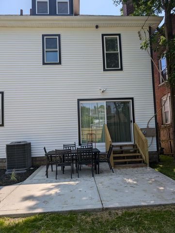 1756 Oak Street, Columbus, OH 43205