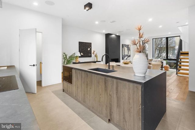 1430 KENILWORTH ST, Philadelphia, PA 19146