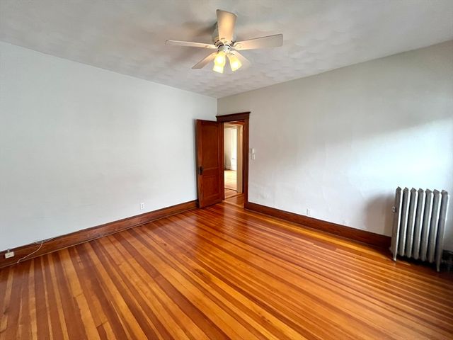 171 School St 1, Watertown, MA 02472