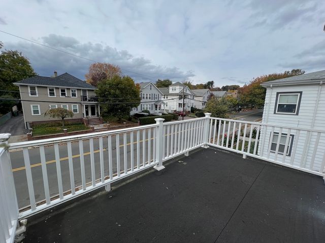 171 School St 1, Watertown, MA 02472