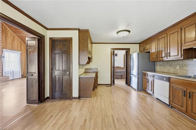 14494 Bowling Green RD, Windsor, VA 23487