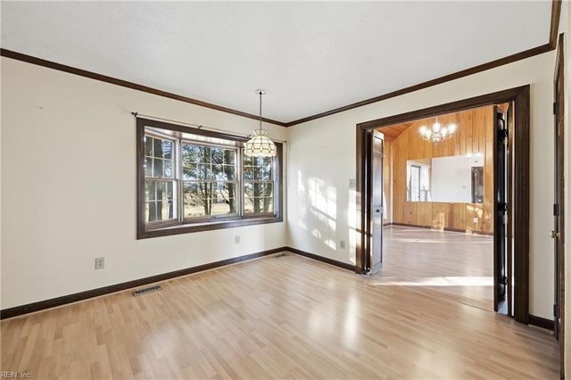 14494 Bowling Green RD, Windsor, VA 23487