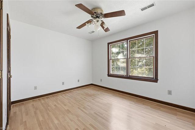 14494 Bowling Green RD, Windsor, VA 23487