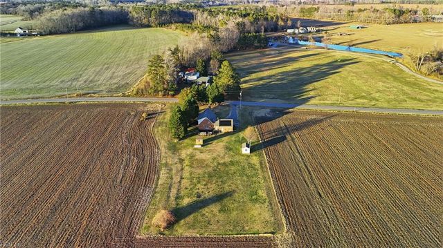 14494 Bowling Green RD, Windsor, VA 23487