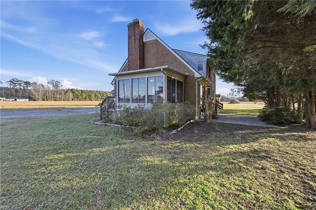 14494 Bowling Green RD, Windsor, VA 23487