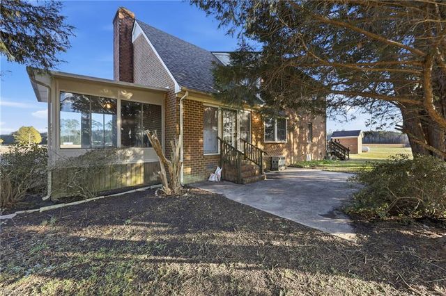 14494 Bowling Green RD, Windsor, VA 23487