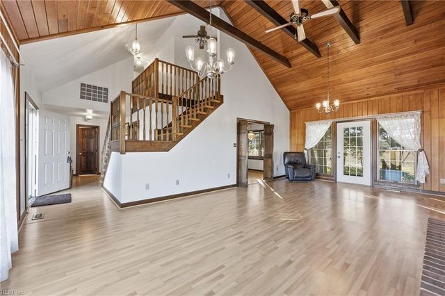 14494 Bowling Green RD, Windsor, VA 23487