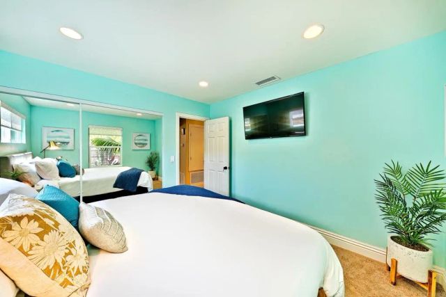 533 Bonair Way, La Jolla, CA 92037