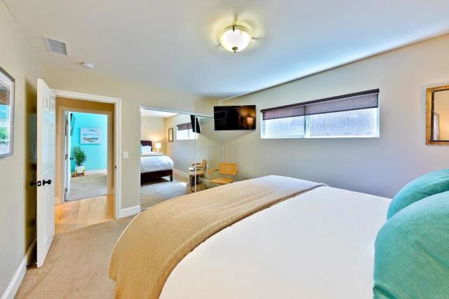 533 Bonair Way, La Jolla, CA 92037