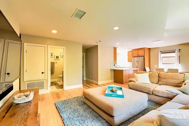 533 Bonair Way, La Jolla, CA 92037