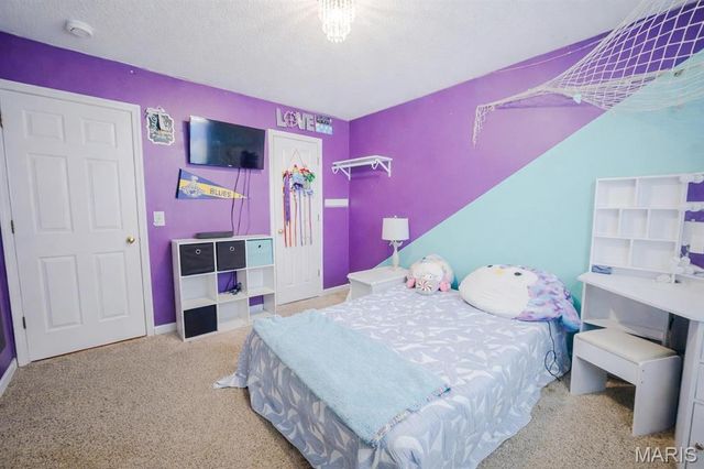 104 Chouteau Trace Parkway, Granite City, IL 62040