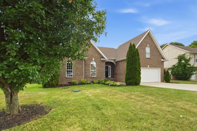 1513 Jeter Way, Murfreesboro, TN 37129