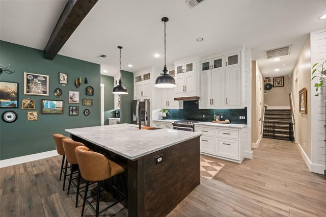 8861 Catamaran Way, Montgomery, TX 77316