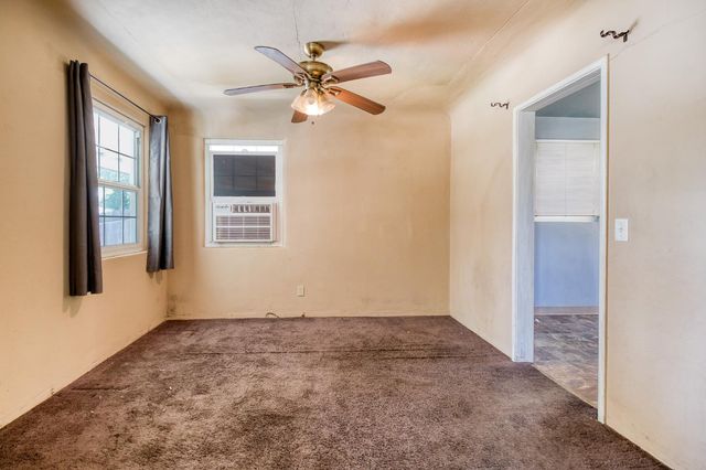 1241 Marilyn St, Modesto, CA 95350