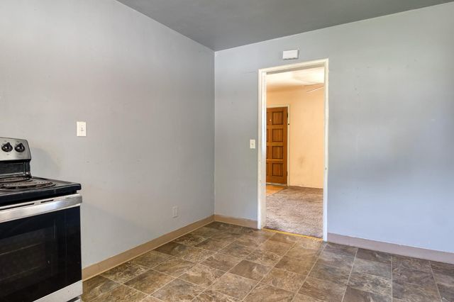 1241 Marilyn St, Modesto, CA 95350