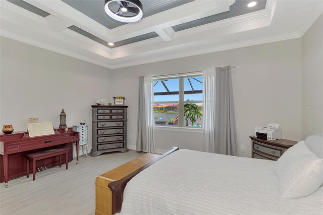 292 VILLORESI BOULEVARD, North Venice, FL 34275