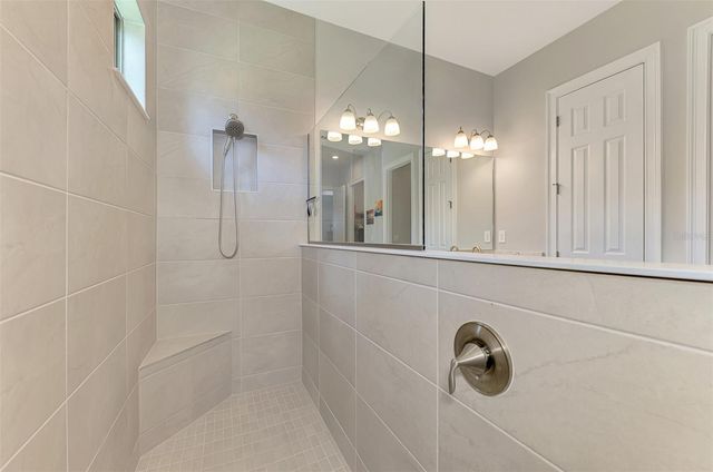 292 VILLORESI BOULEVARD, North Venice, FL 34275