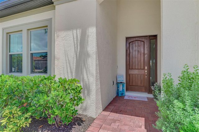 292 VILLORESI BOULEVARD, North Venice, FL 34275