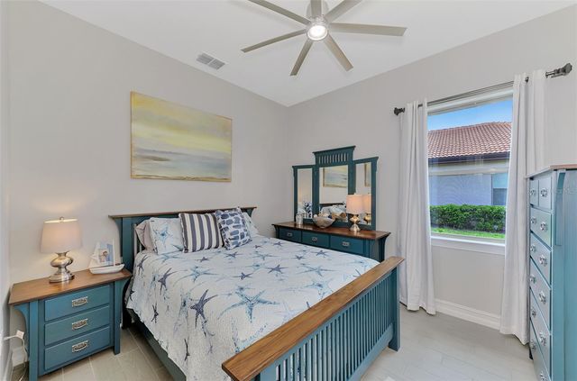 292 VILLORESI BOULEVARD, North Venice, FL 34275
