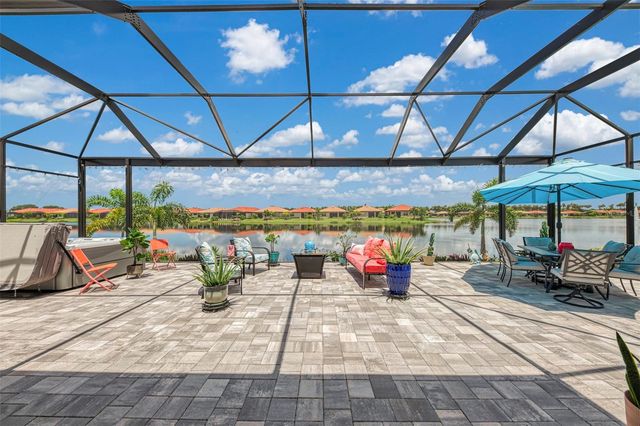 292 VILLORESI BOULEVARD, North Venice, FL 34275