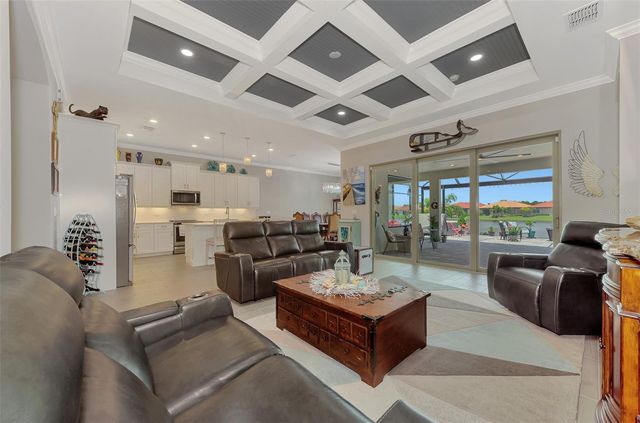 292 VILLORESI BOULEVARD, North Venice, FL 34275