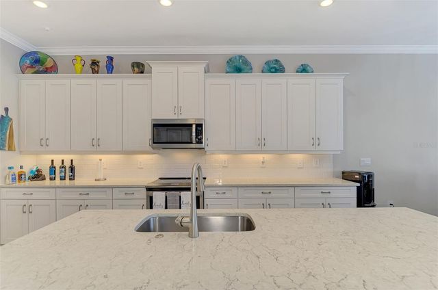 292 VILLORESI BOULEVARD, North Venice, FL 34275