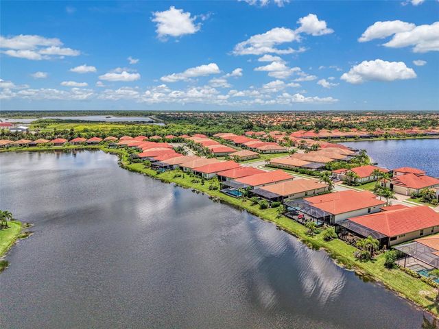 292 VILLORESI BOULEVARD, North Venice, FL 34275