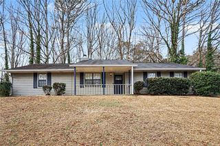 2221 Davis Oaks Court, Stone Mountain, GA 30087