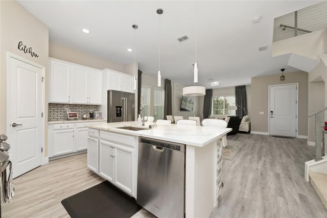 11543 CHARNOCK DRIVE, Windermere, FL 34786