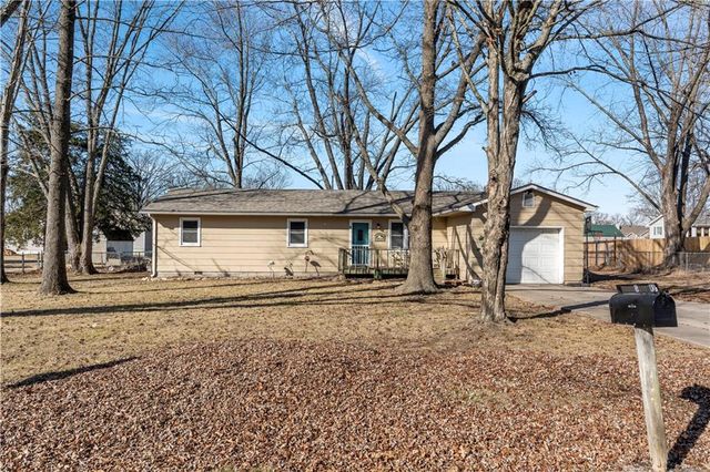 18958 S 1491 Road, Nevada, MO 64772