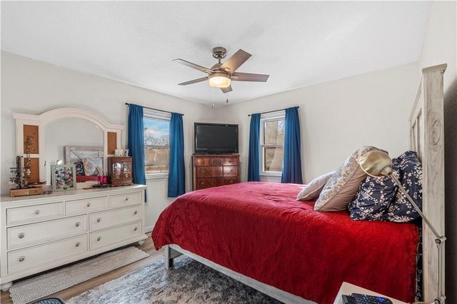 18958 S 1491 Road, Nevada, MO 64772