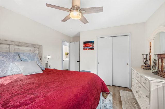 18958 S 1491 Road, Nevada, MO 64772