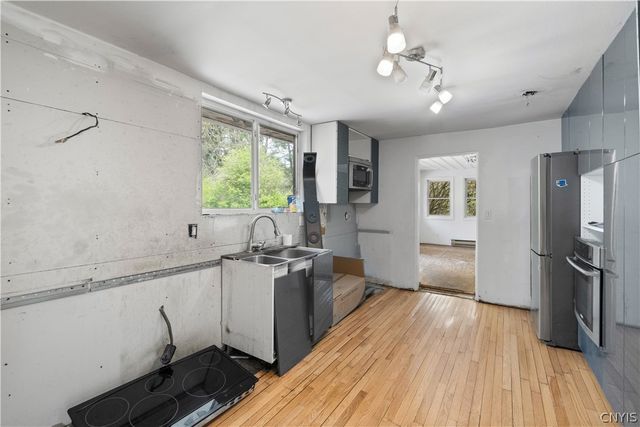 4155 Makyes Road, Onondaga, NY 13215