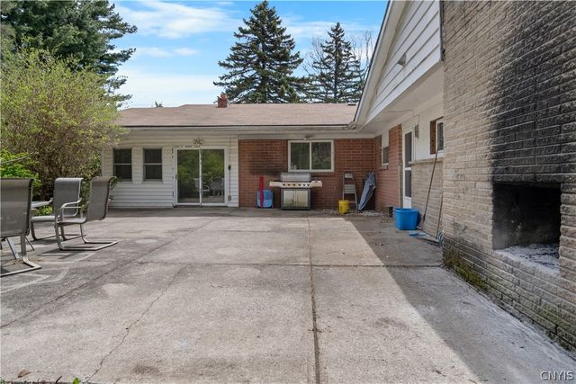 4155 Makyes Road, Onondaga, NY 13215
