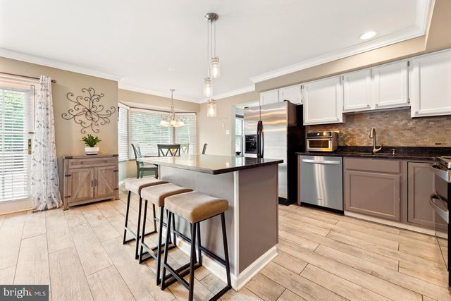 1389 FOUNTAIN RD, Newtown, PA 18940
