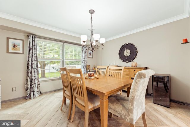 1389 FOUNTAIN RD, Newtown, PA 18940