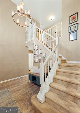 1389 FOUNTAIN RD, Newtown, PA 18940