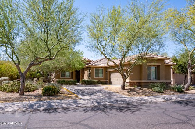 1527 E GARY Way, Phoenix, AZ 85042