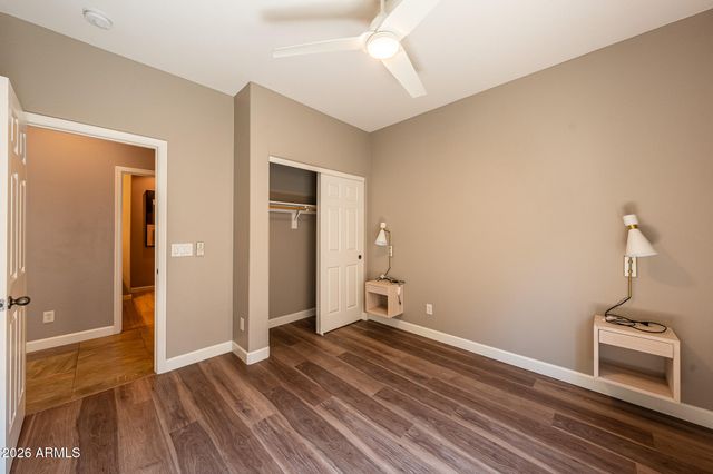 1527 E GARY Way, Phoenix, AZ 85042