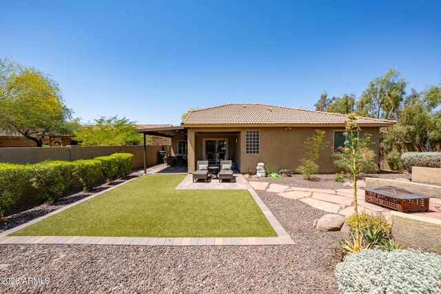 1527 E GARY Way, Phoenix, AZ 85042