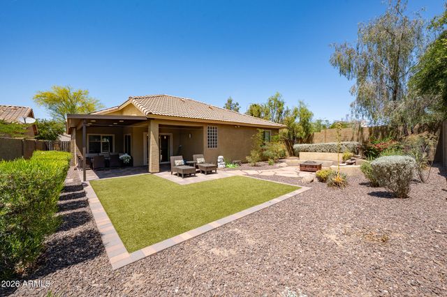 1527 E GARY Way, Phoenix, AZ 85042